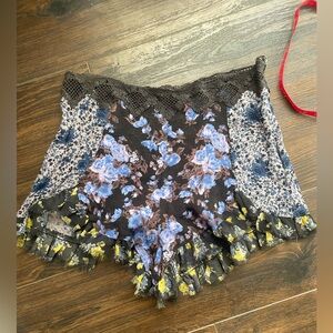 Free people floral ruffle shorts